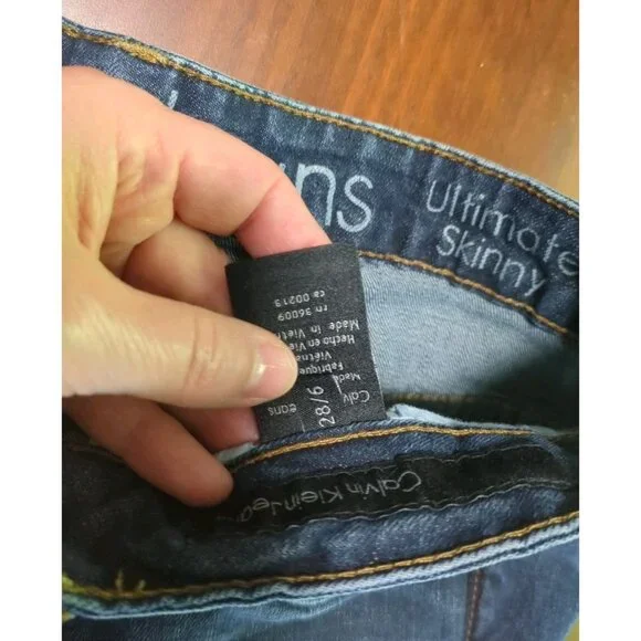 Calvin Klein Jeans Ultimate Skinny Blue Denim, Size 6x30 - Picture 2 of 4